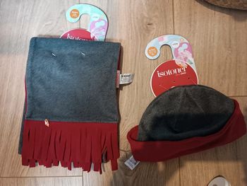 Écharpes + bonnet Isotoner