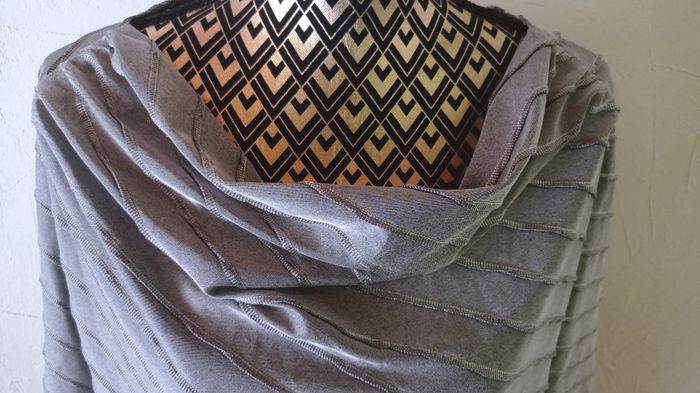 🌸Tunique col bénitier, taille 46 - photo numéro 2