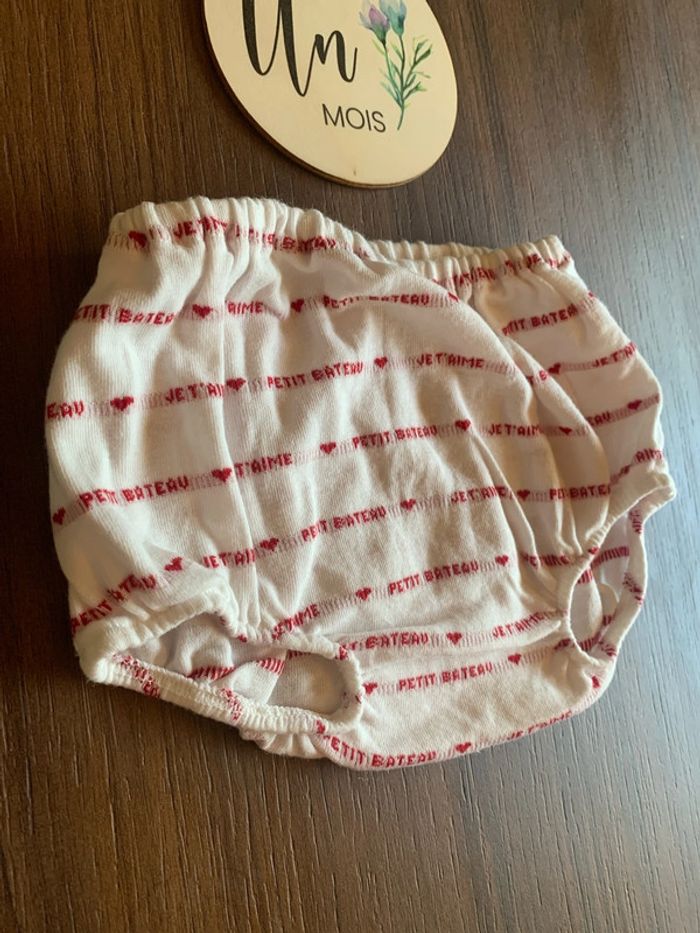 Cache couche Petit Bateau 1 mois rouge blanc - photo numéro 3