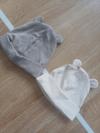 Lot 2 bonnets naissance 