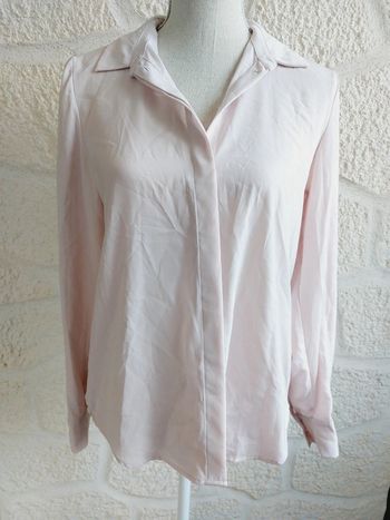 Chemise rose pâle