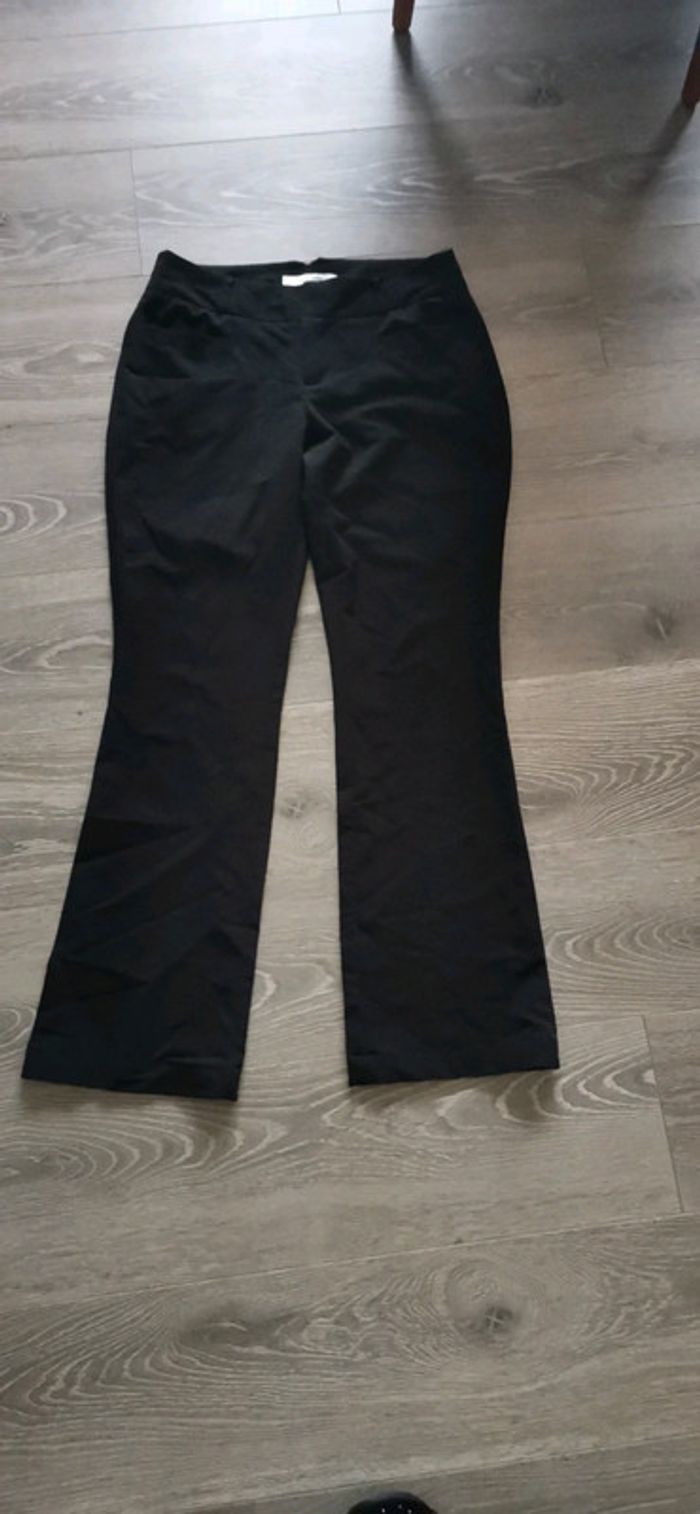 Pantalon évasé noir