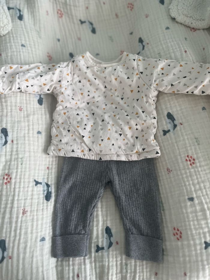 Ensemble réversible bébé 1 mois - photo numéro 1
