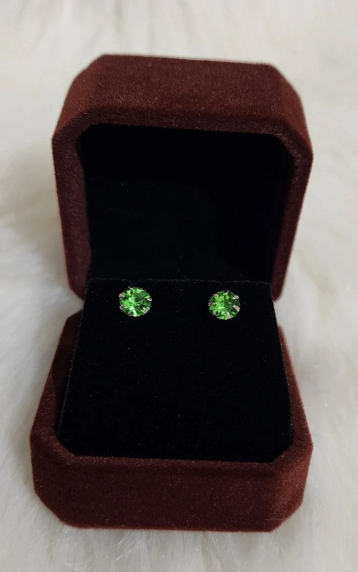 💎Boucles d'oreilles Zirconium vert clair 💎