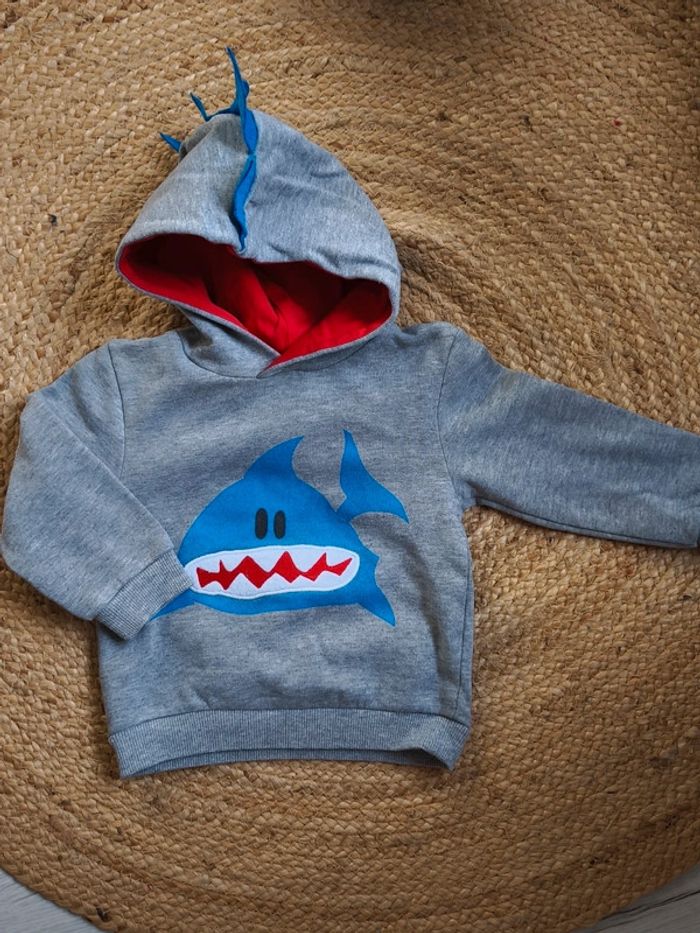 Sweat requin 2 ans - photo numéro 2