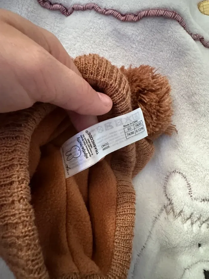 Ensemble bonnet et gant bébé avec motif lapin - photo numéro 8
