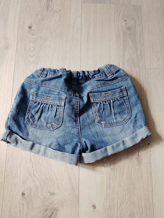 Short jean 8 ans - photo numéro 2