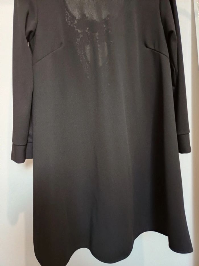 Robe noir - photo numéro 2