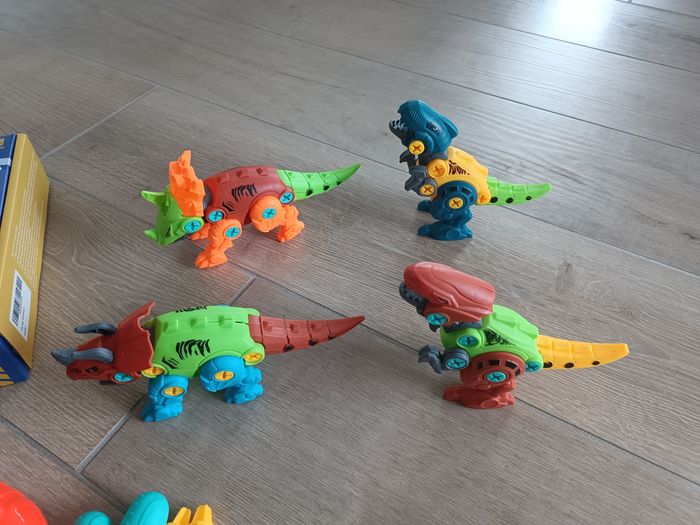 Dinosaures a assembler - photo numéro 3