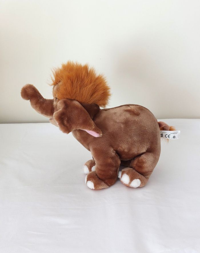 Peluche Hathi Junior bébé éléphant DISNEY Le livre de la jungle Hasbro 2002 - photo numéro 2