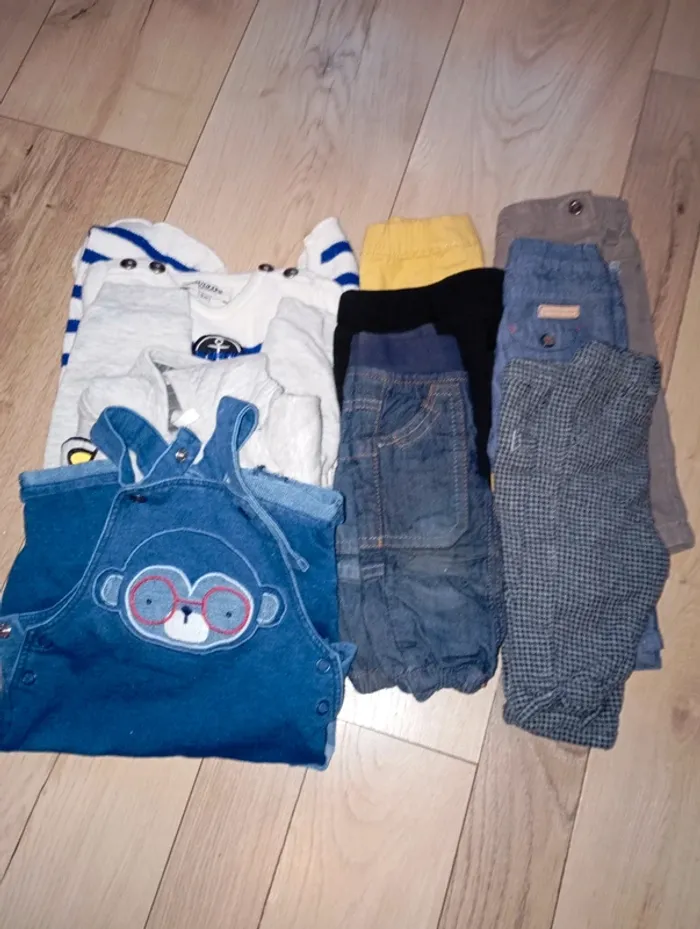 Lot de vêtements taille 3 mois