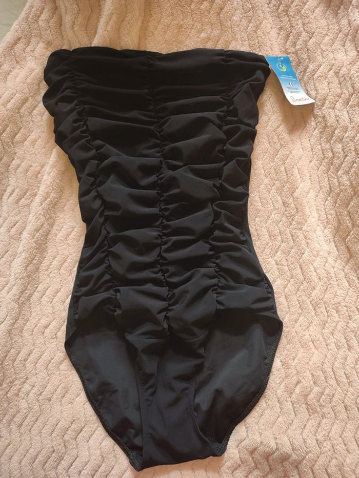 Maillot de bain une pièce - photo numéro 2