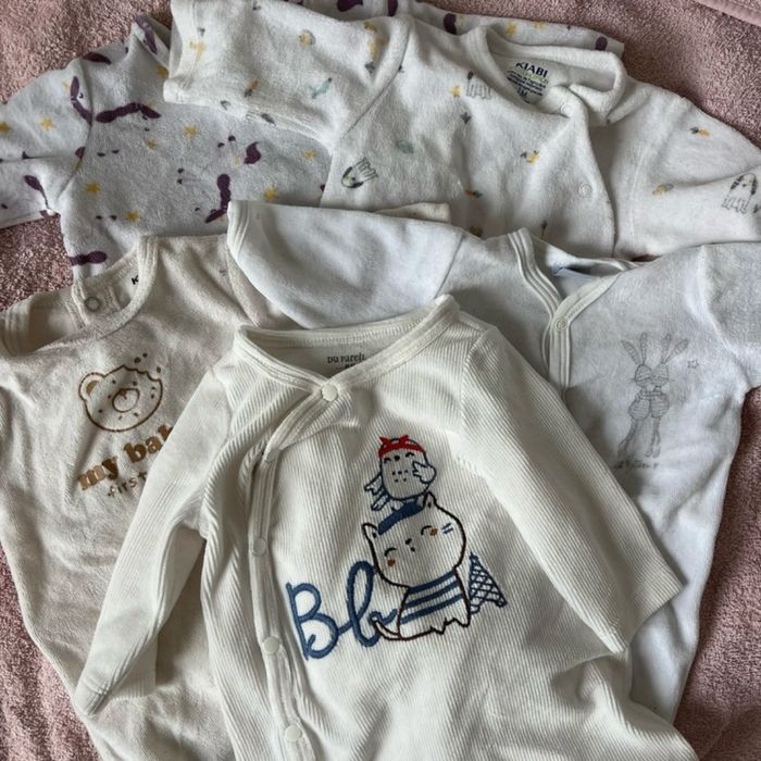 Lot de pyjamas 1 mois - photo numéro 2