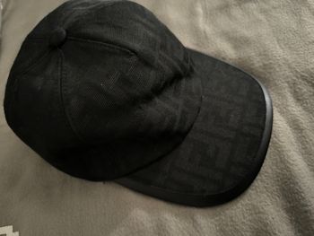 Casquette fendi noir