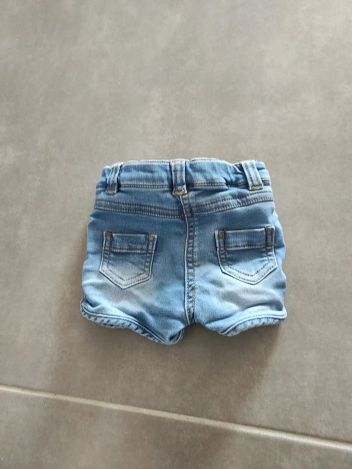 Short jean 3 mois - photo numéro 4