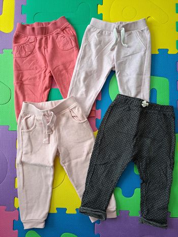 Lot de 4 pantalons jogging 18m