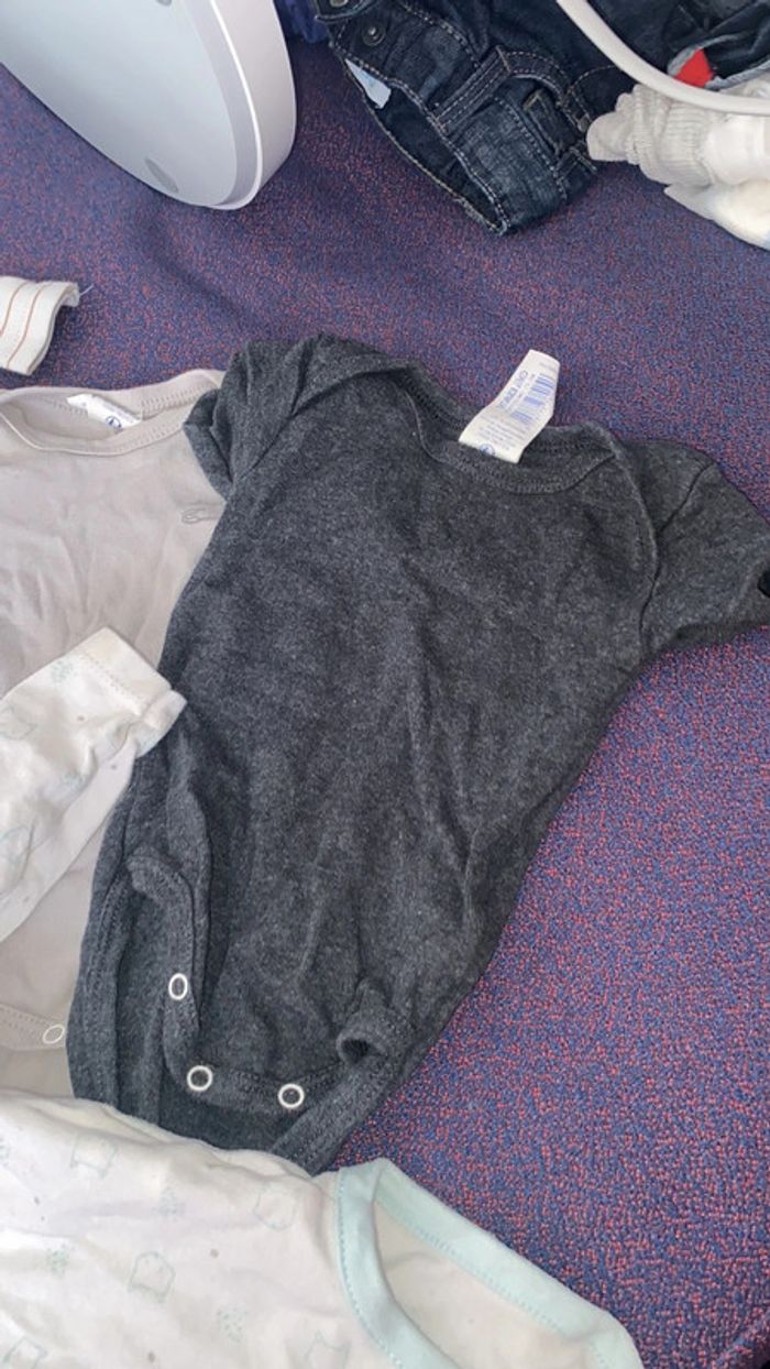 bodies - photo numéro 6