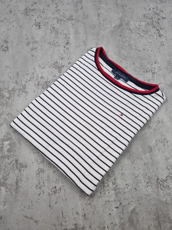 T-shirt rayé Tommy Hilfiger blanc et bleu marine – Taille M Femme