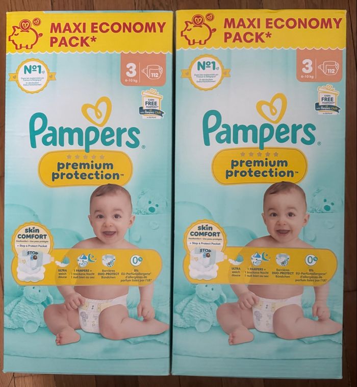 2 cartons de couches Pampers taille 3