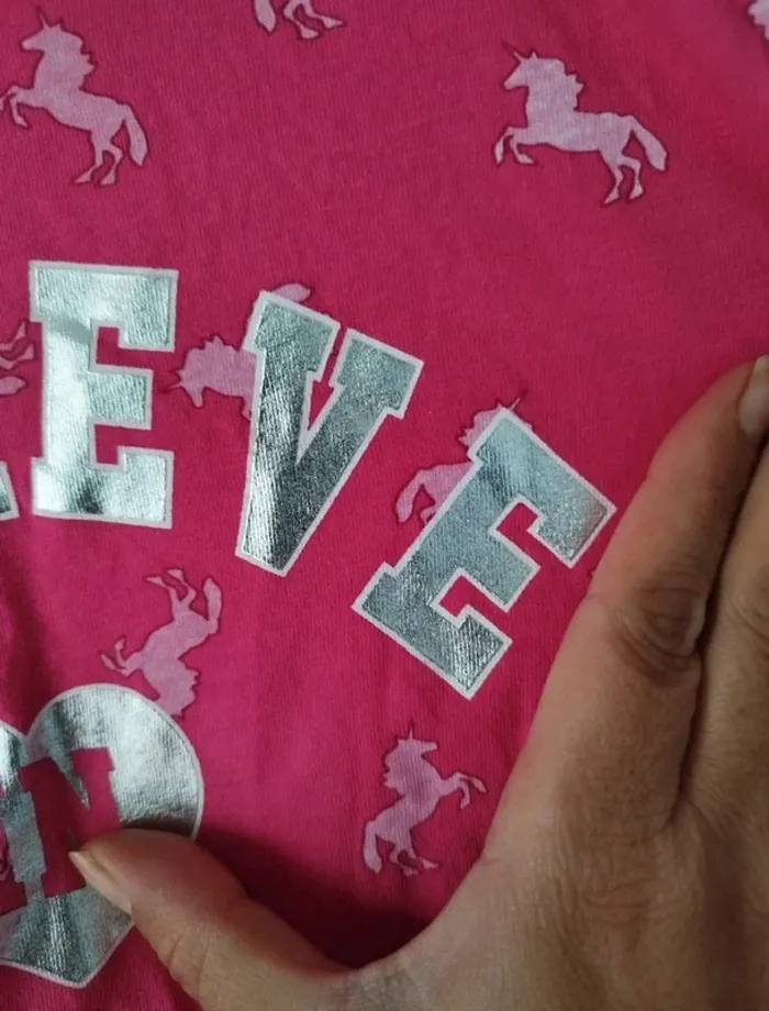 Tee shirt taille 12 -13 ans - photo numéro 3