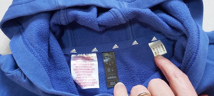 Sweat à capuche 11/12 ans - photo numéro 3