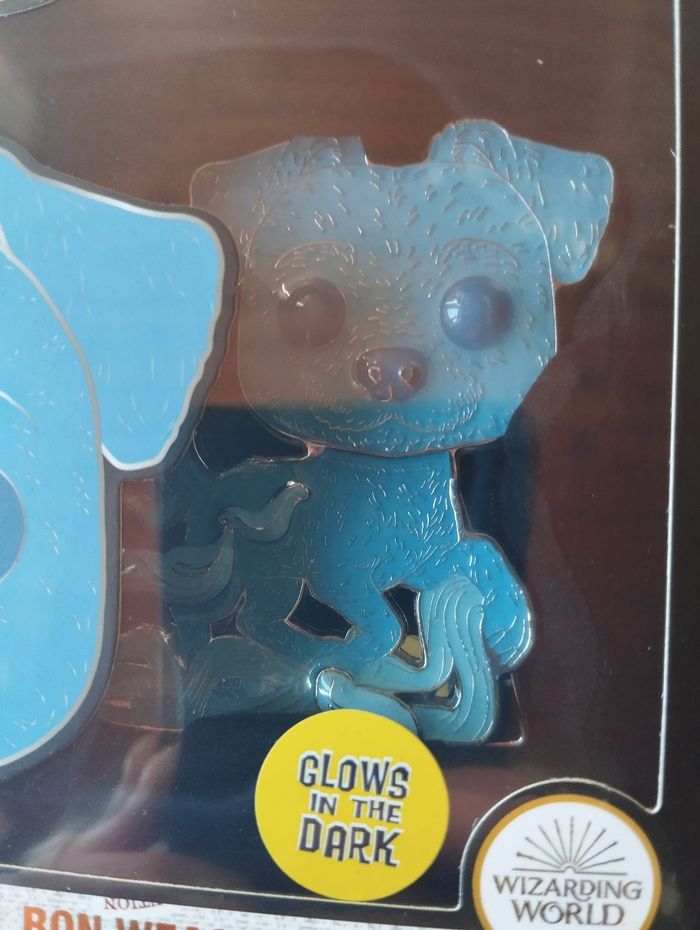 Harry Potter : Pop Large Enamel Pin N° 19 (Ron Weasley Patronus)
- photo numéro 2