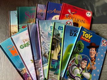 12 livres Disney