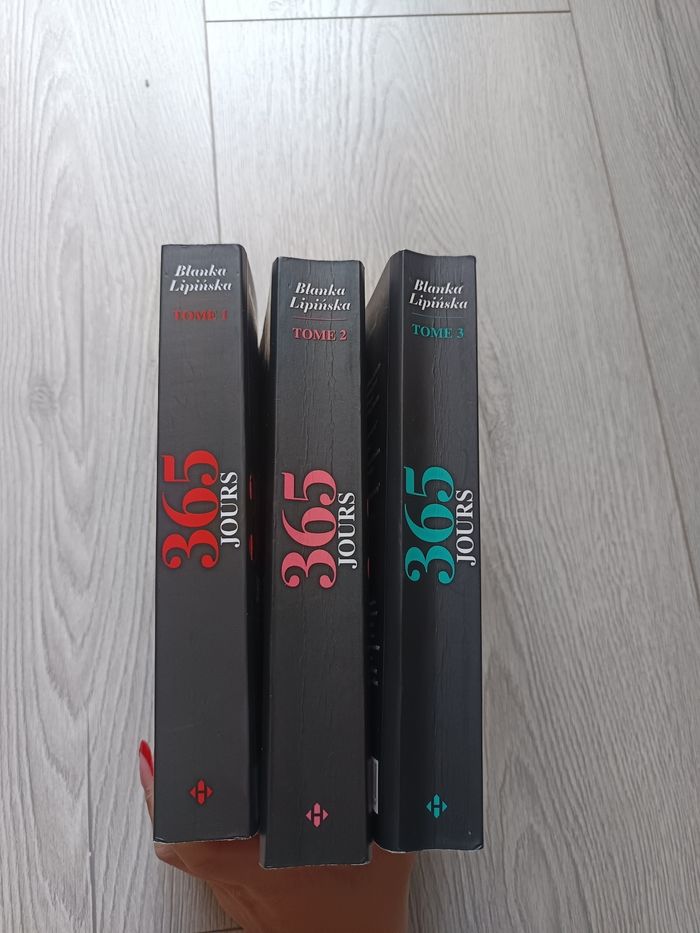 Livres 365 jours - photo numéro 2