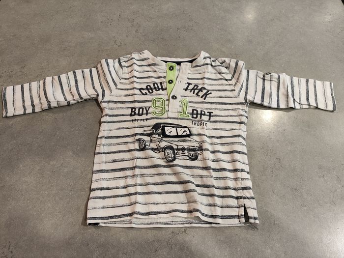 Lot de 4 t-shirts manches longues enfant garçon + un body manches longues– Taille 18 mois - photo numéro 2