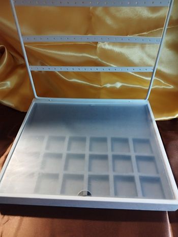 Présentoir a bijoux