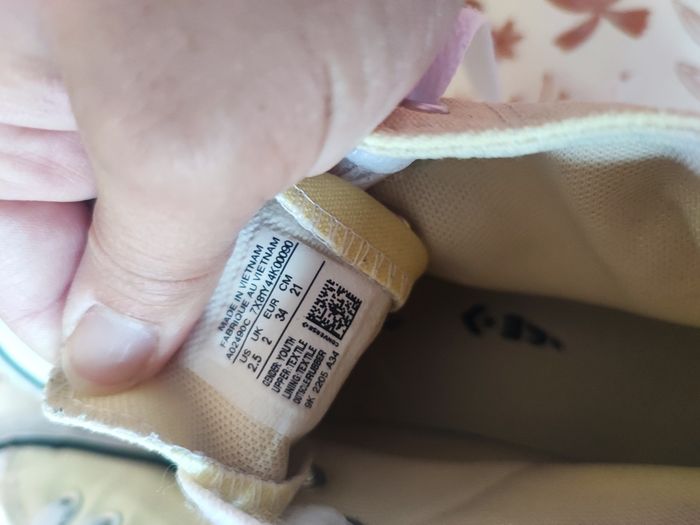 Converse - photo numéro 5
