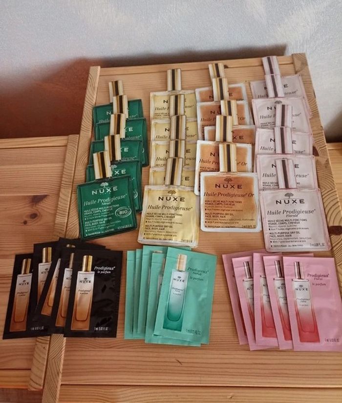 lot mini parfum et mini huiles sèches nuxe