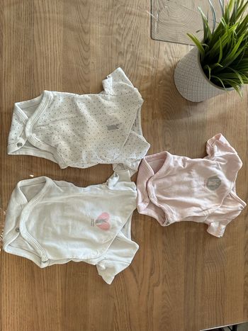Lot de 3 bodies manches courtes Obaibi naissance