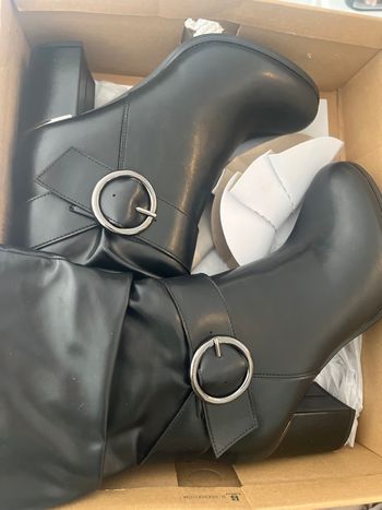 Chaussures taille 40