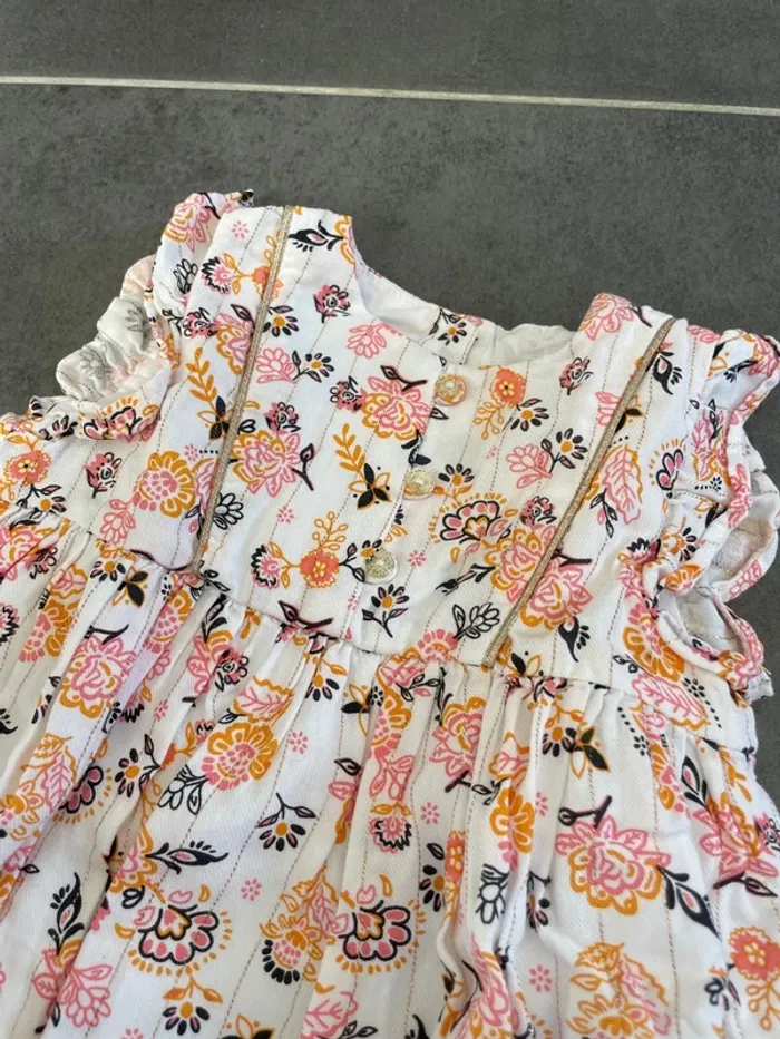 Robe à fleurs - photo numéro 2