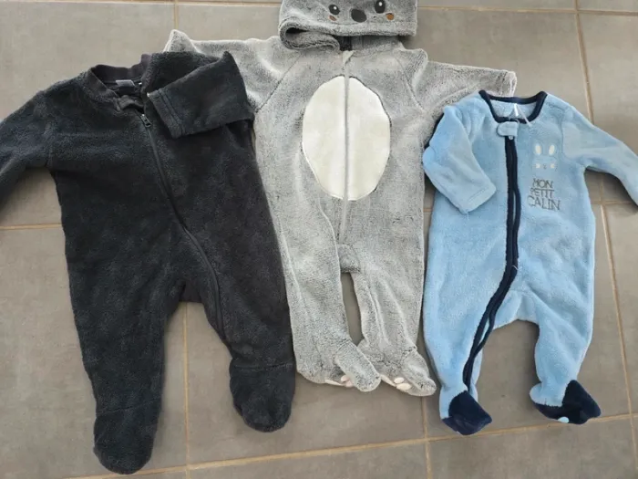 Lot de 3 pyjamas polaire - photo numéro 2
