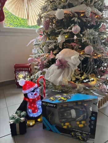 Voiture télécommandée hyper Drift