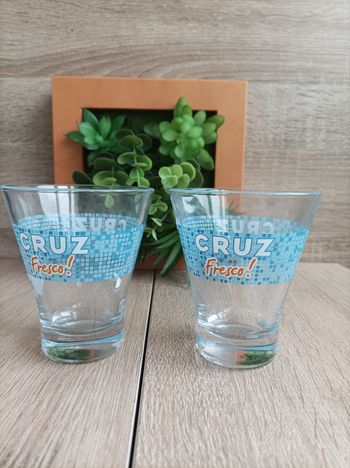 Lot 2 verres Cruz Fresco