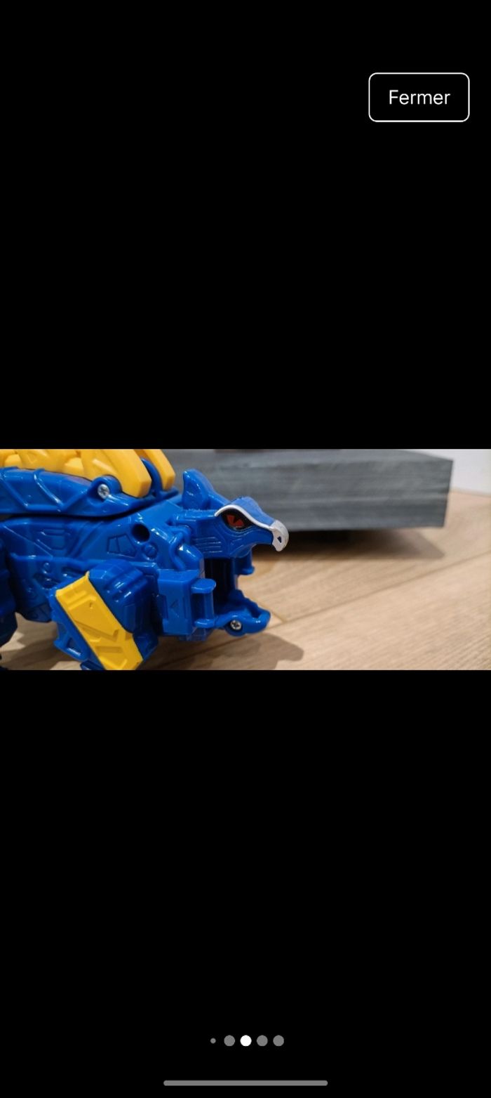Power Rangers Dino Charge Stego Zord Bras avec Action Épée - photo numéro 4