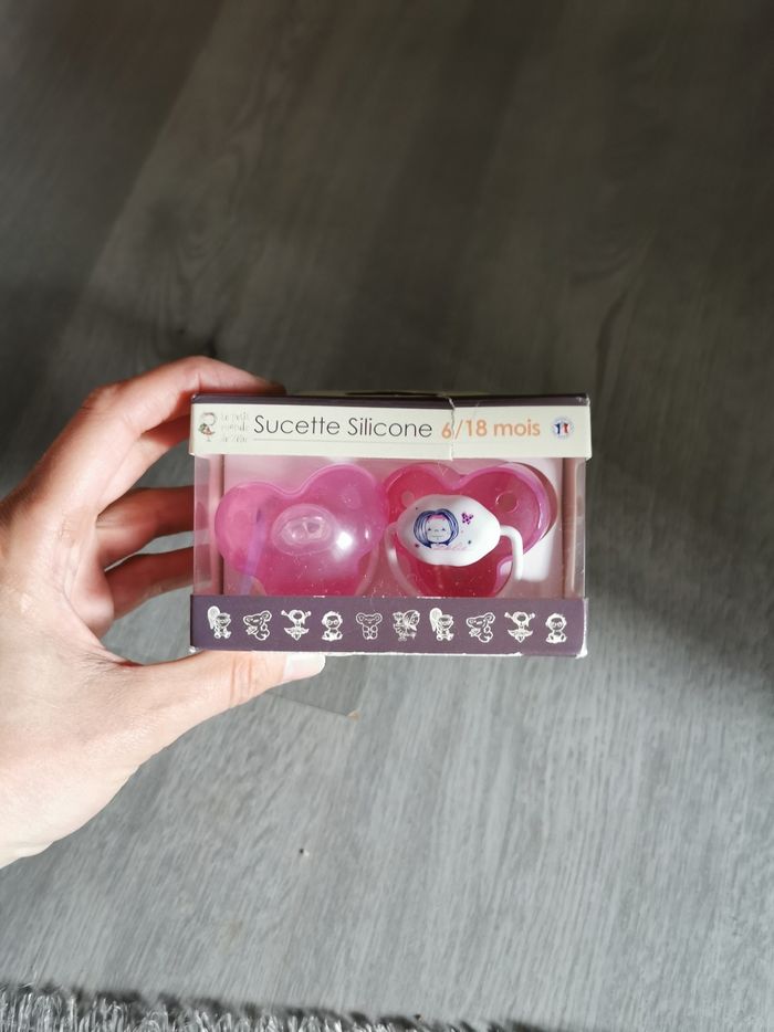 Tetine 6 a 18 mois