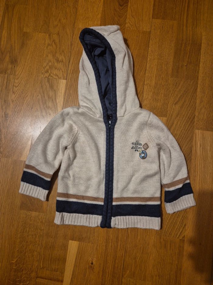 Gilet capuche zip beige taille 9 mois