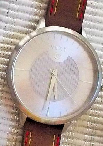 Montre ROXY "Avenue" 