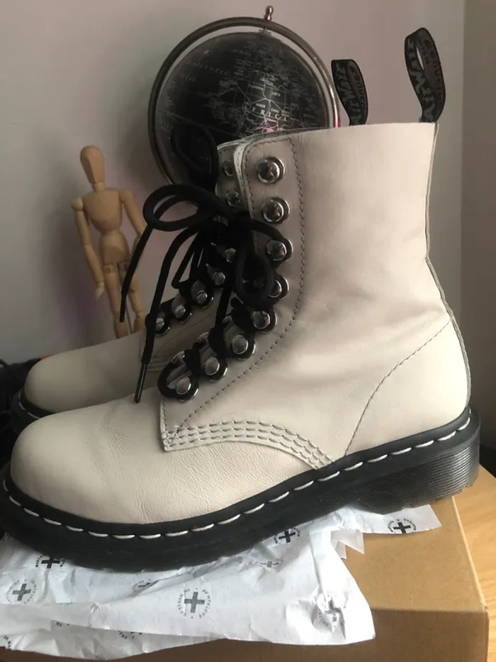Bottes Dr. Martens - photo numéro 4