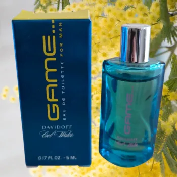 Miniature de parfum Neuve 🌸