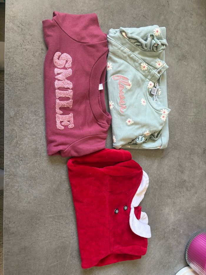 Vêtements, bébé fille un mois