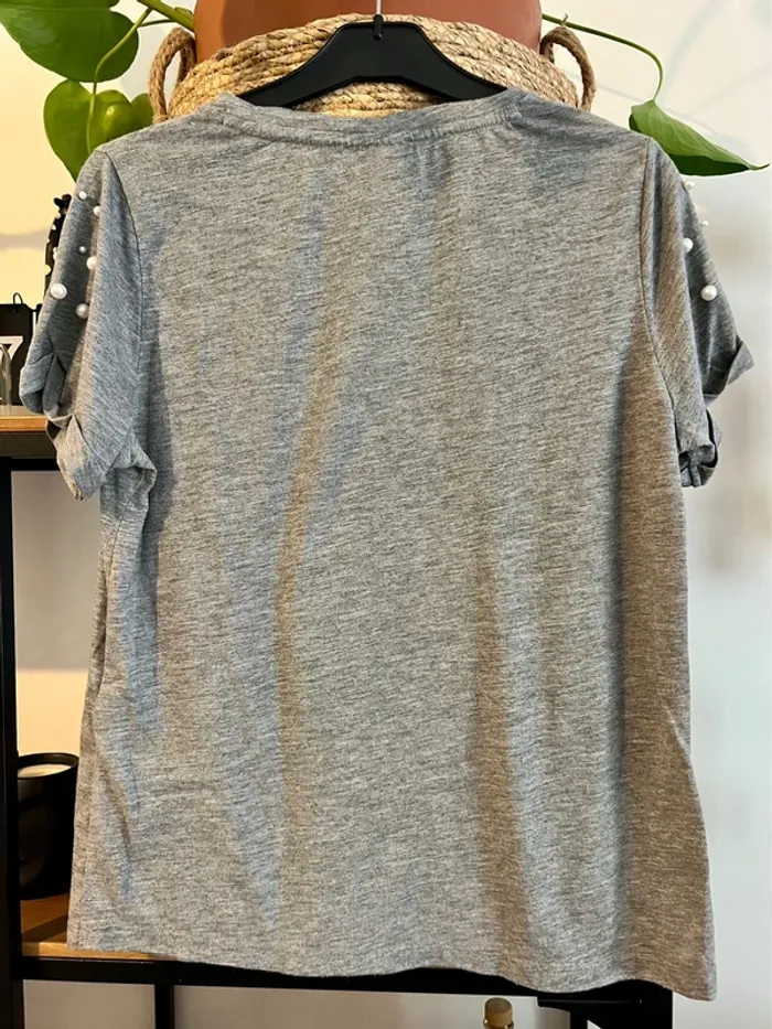 T-shirt avec perle - photo numéro 2