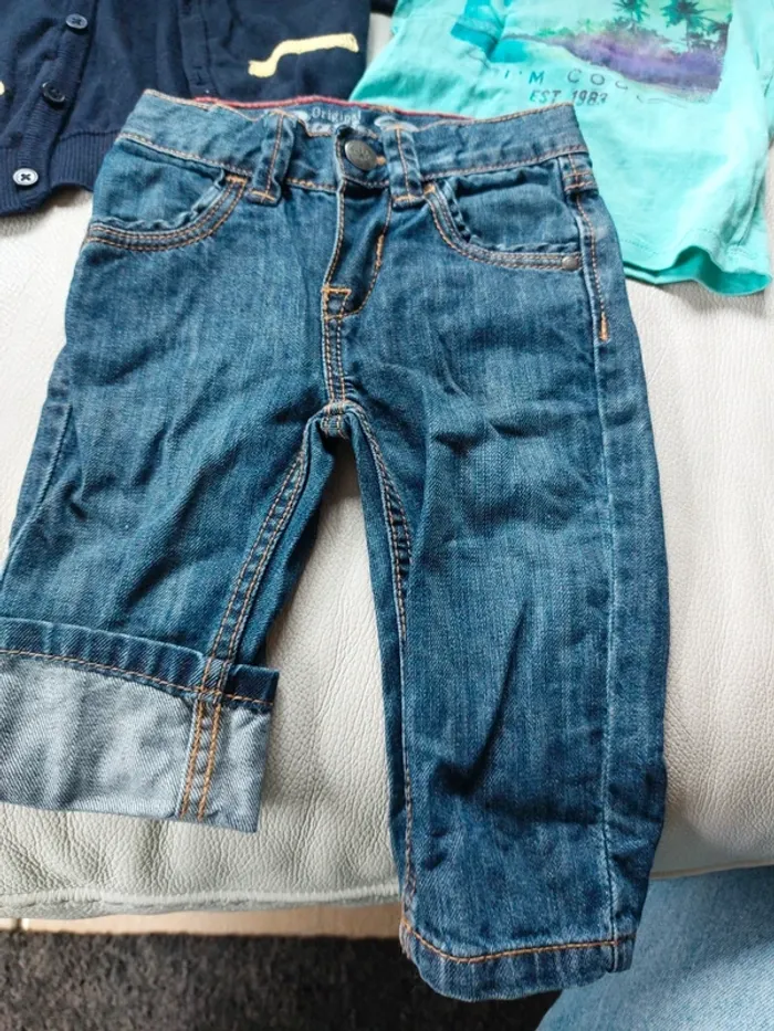 Lot de vêtements garçon 9 mois 3 articles - photo numéro 2