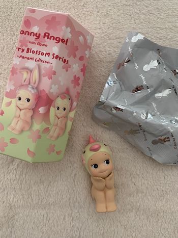 Sonny Angel cherry blossom hanami