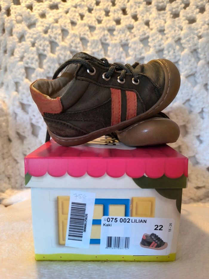 Chaussures Bellamy Lilian taille 22 Garçon