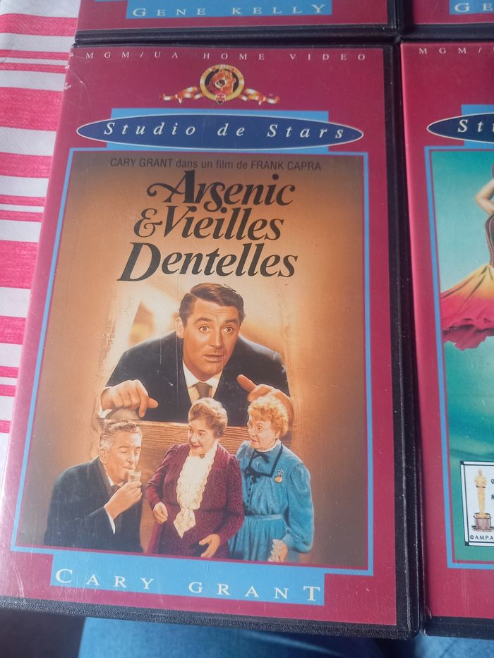 4 VHS Studio de stars - photo numéro 5